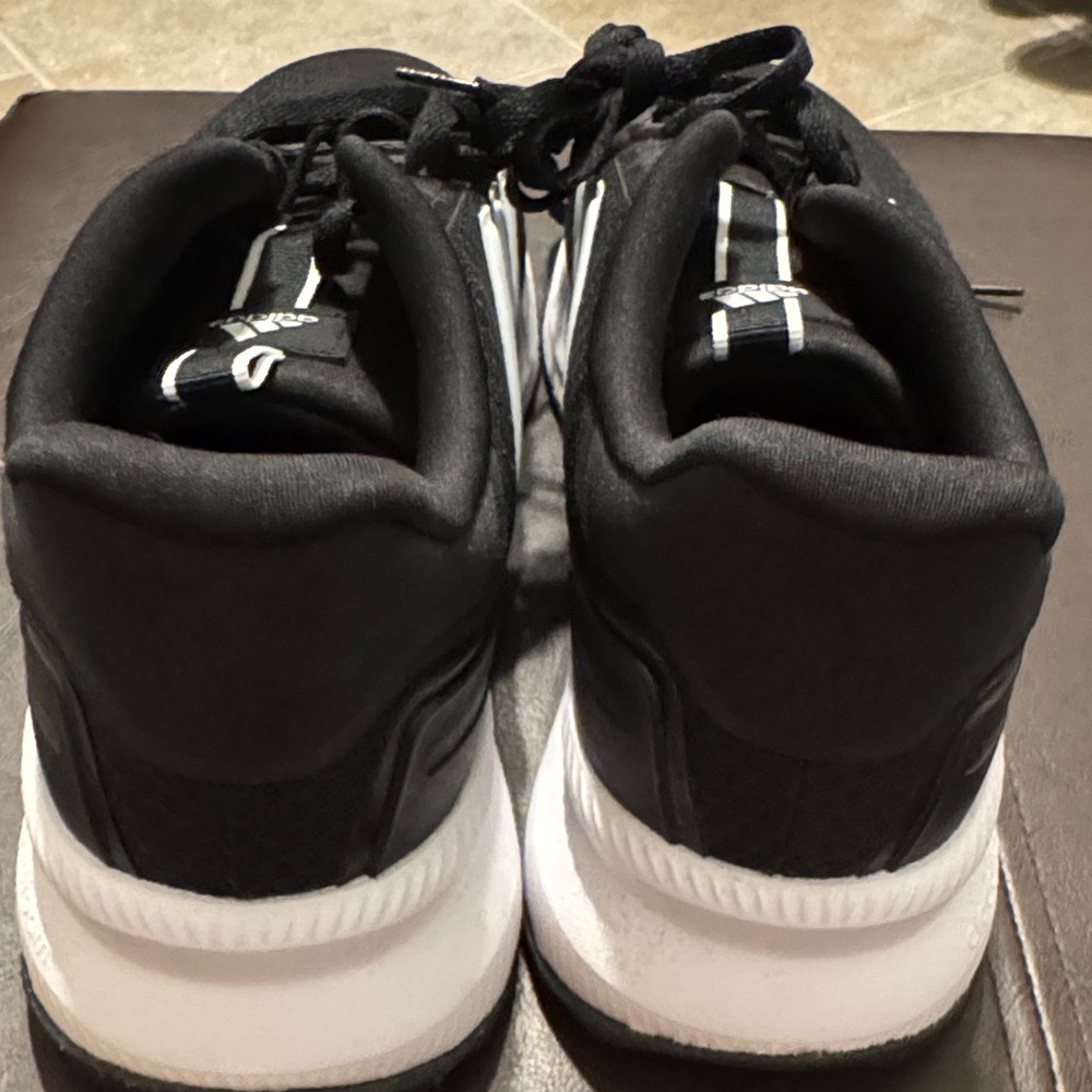 Adidas Men's Black and‎ White CloudFoam Comfort Athletic Shoes - Picture 4 of 5